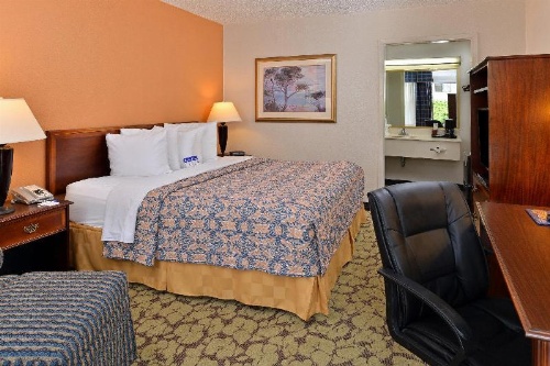 Econo Lodge Baton Rouge image 22